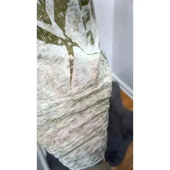 Universal Studios Sheer Graphic Tee - Grayish Green/Size L - Picture 5 of 15